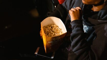 Kino ja interneti kohtumispaigad: kuidas veeb muudab meie filmikogemust