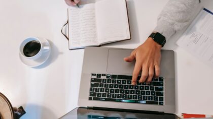 Stsenaristi loominguline tee: kuidas ideest sünnib filmilugu, mis jääb meelde